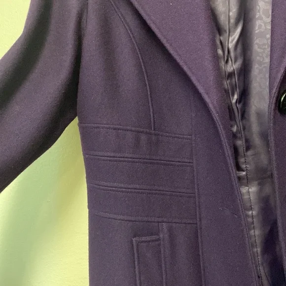 Ladies coat - Picture 3 of 10